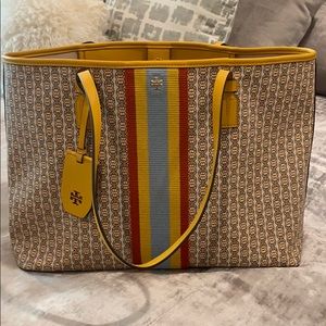Tory Burch Gemini Link Canvas Tote